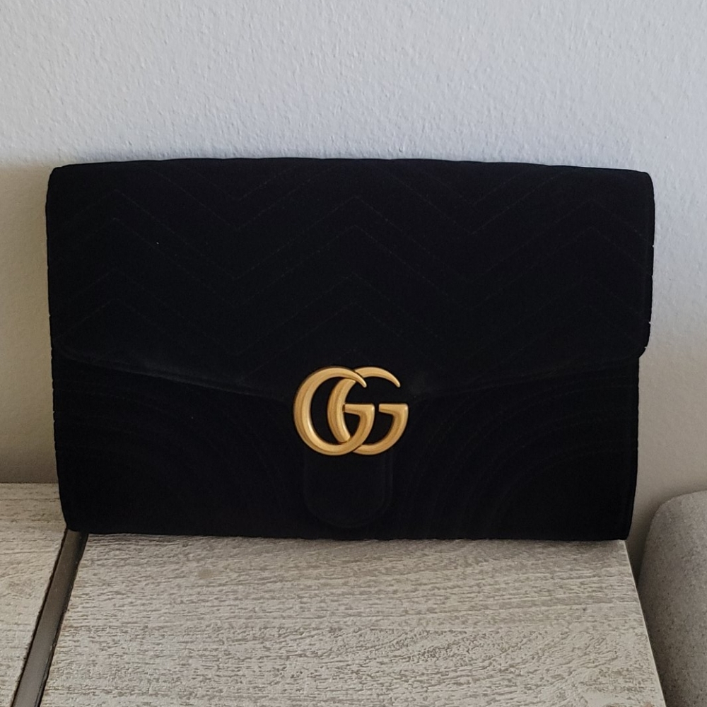 GG Marmont Velvet Clutch